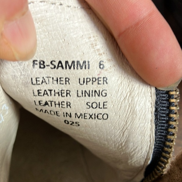 Freebird by Steven Sammi Brown Ankle Booties with Distressed Leather size 6 - Picture 10 of 12